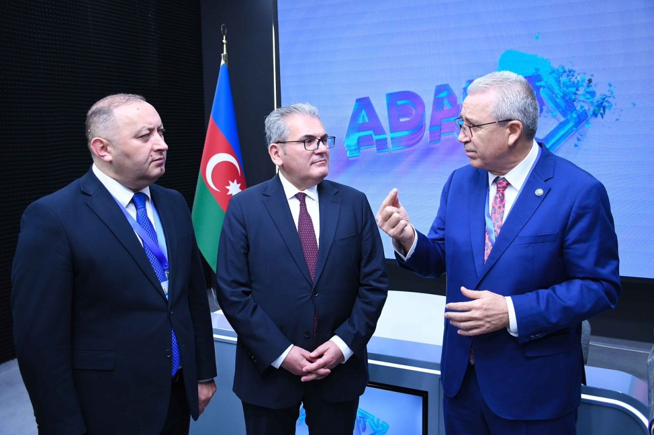 ADAU TV-nin müasir internet televiziyasının studiosu istifadəyə verilib - FOTOLAR